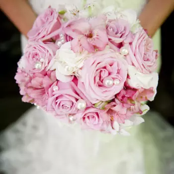 Elegante Einladungskarten Fur Die Hochzeit Mit Blumen